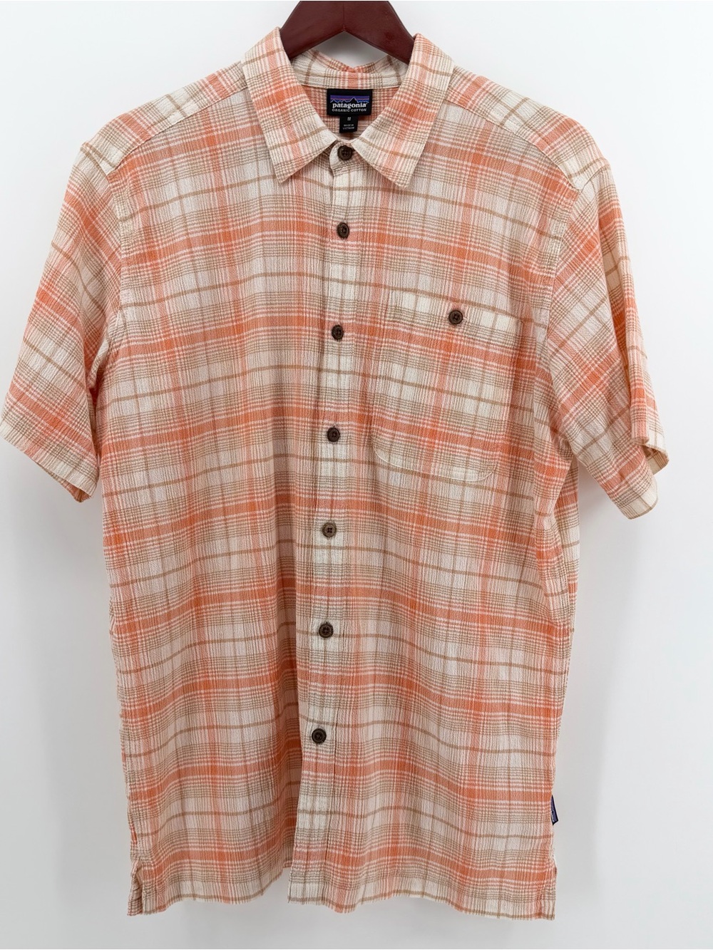 Patagonia Mens AC Shirt Medium M Carve Coral Plaid Organic‎ Cotton SS Button Up
